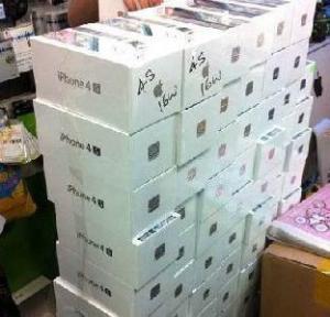 Nous vendons une importante quantité d'iphone 4S 64GO 