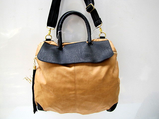SAC A MAIN BESACE REF 5134 3.95€ HT 