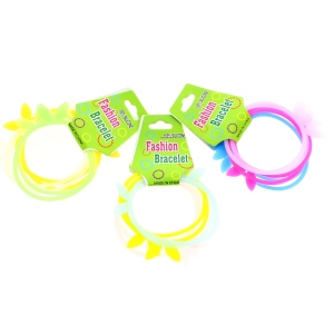 Bracelet fantaisie avec des oreilles de lapin