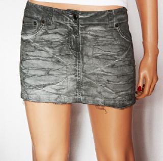 Jupes de marques italiennes en destockage a 5 euros la piéce MAXIMUM