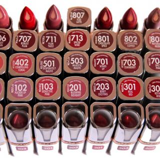 Chapeau femme en laine 0.75€