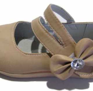 Chaussure fillette avec lanière 3,95 € HT/unité