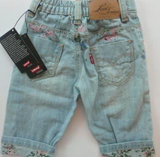 Lots de vêtements enfants:catimini,floriane,levis,lili gauffrette..