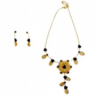 Parure chic ornée de petites roses et strass