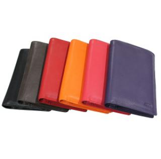 Portefeuille sublime en cuir avec plusieurs espaces de rangement