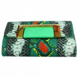 Pochette reptile avec fermoir doré