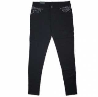 Pantalon orné d’empiècement cuir matelassé