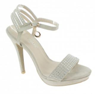 Escarpins beiges agrémentés de strass