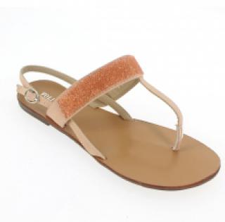 Sandale rose agrémentée de strass