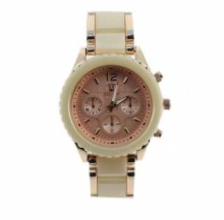 Montre bijou dorée avec trois compteurs