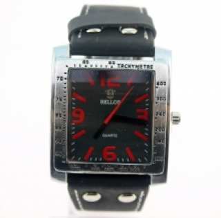 Montre argentée pour homme avec tachymètre