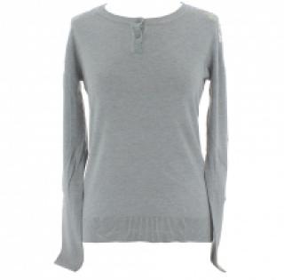 Pull tendance avec épaules à dentelles et col boutonné