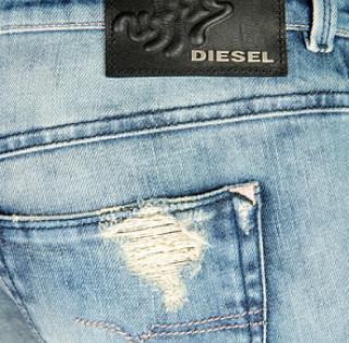 Destockage Jeans DIESEL+ femme DEBI-UFFIE 8QJ chez footloose