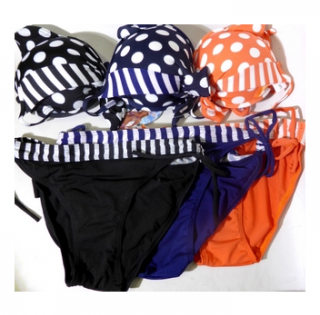 maillot de bain à pois réf 2.95€HT/ unité