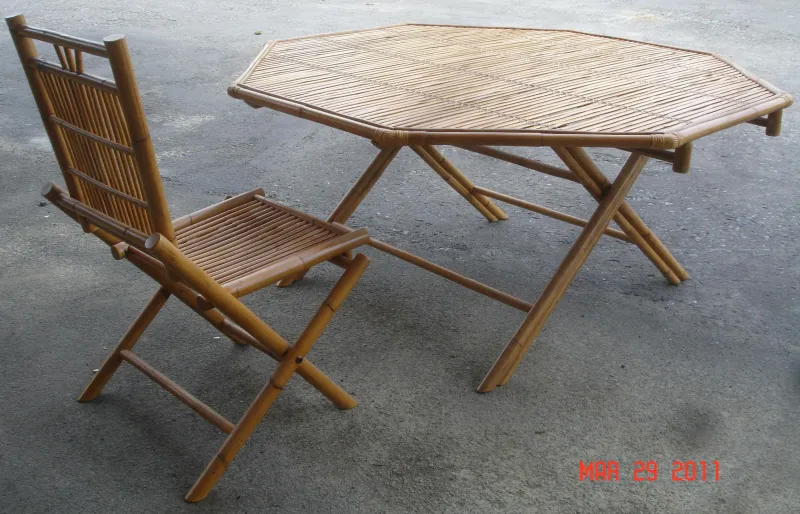 Set table + 8 chaises Bambou