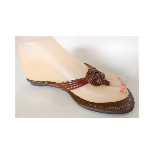 Tong femme L19 / 1,80 € HT / Réf 6832