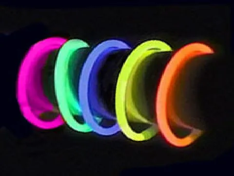 Lot de  bracelets lumineux fluo coloris assortis