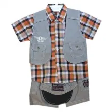Ensemble bermuda quatre pièces pour bébé garçon