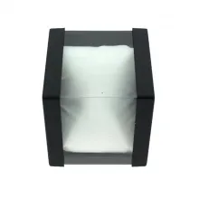 Boîte à bijoux transparente avec coussinet