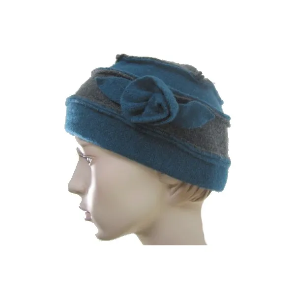 Chapeau femme en laine réf 9650 0, 50 € ht/unité