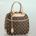 Détaillant vend sac, sac à main vintage , femmes de sac 
