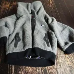 Vend lot de blousons hommes et femmes de sportwear a petit prix