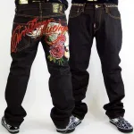 Pour acheter des jeans parfait pour les hommes