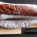 saucissons sur planche