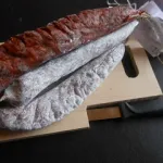 saucissons sur planche