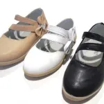 Chaussure fillette avec lanière 3,95 € HT/unité