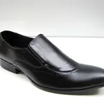 CHAUSSURES DE VILLE HOMME EN CUIR SYNTHETIQUE REF 1215 6.95€ HT 