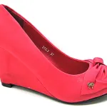 Escarpins ref 5836 5.9€ ht 