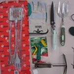 Lot d'articles et outils de jardin
