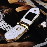Mini téléphone LV