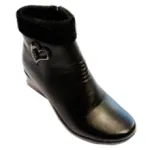 Bottines avec fausse fourrure et motif cœur