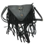 Joli sac à bandoulière agrémenté de franges