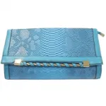 Pochette reptile très glamour