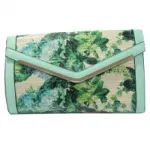 Pochette enveloppe avec motif fleuri