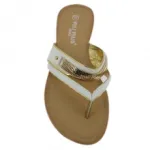 Sandales blanches décorées de chaîne dorée