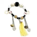 Bracelet en perles avec pompon
