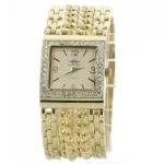 Montre femme avec cadran carré et lunette incrusté de strass