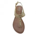 Sandales beiges ornées de strass et tresses