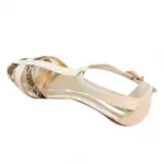 Sandales blanches avec brides en deux tons