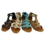 Sandales femme style spartiate avec brides cloutées et zip