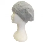 Béret femme en tricot torsadé