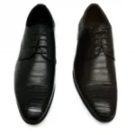 Chaussures de ville homme avec bout allongé façon croco