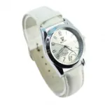 Montre bracelet enjolivée de motif floral