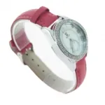 Montre bijou ornée de strass