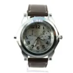Montre bracelet pour homme avec cadran en acier