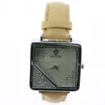 Montre bijou argenté avec cadran design réhaussé de strass
